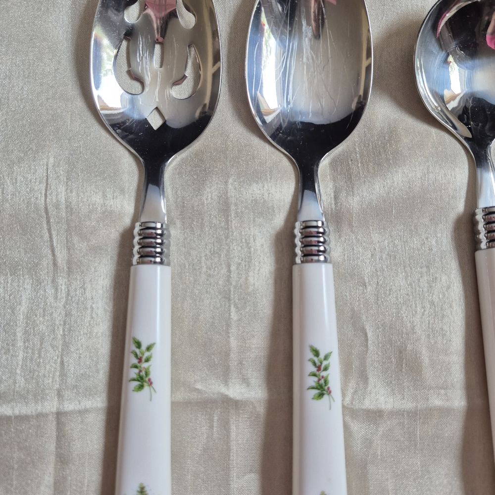 Elegant White 6pc. Vintage Cutlery Set with Tree Design Nikko - Picture 3 of 13